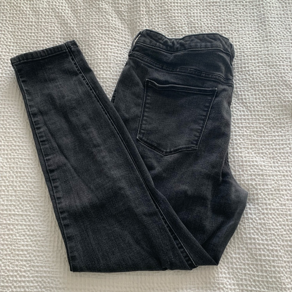 Universal Thread Black High Rise Jeggings